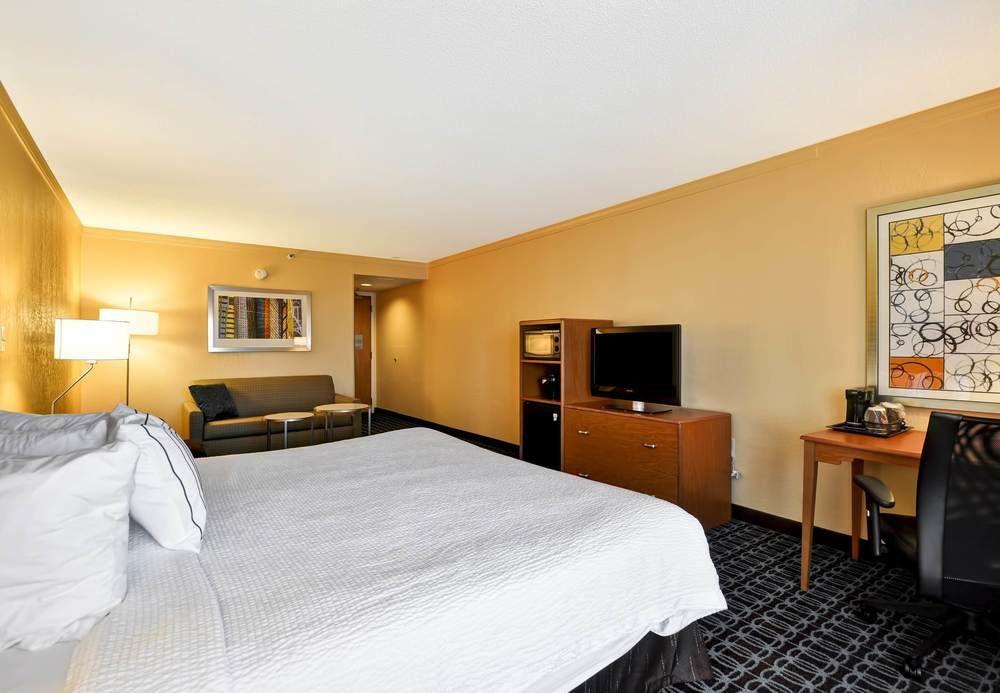 סמירנה Fairfield Inn & Suites By Marriott Atlanta Vinings/Galleria מראה חיצוני תמונה