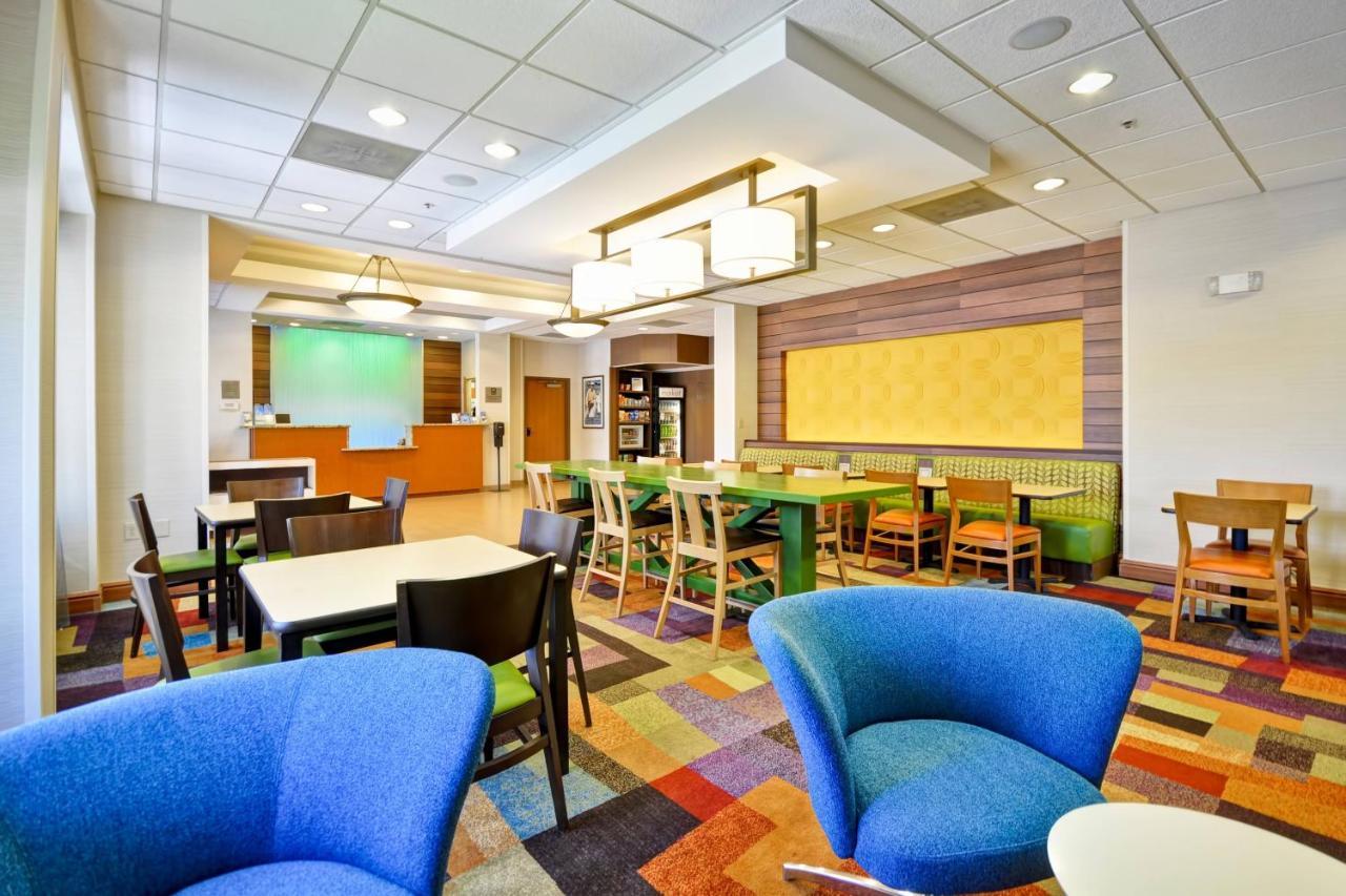 סמירנה Fairfield Inn & Suites By Marriott Atlanta Vinings/Galleria מראה חיצוני תמונה