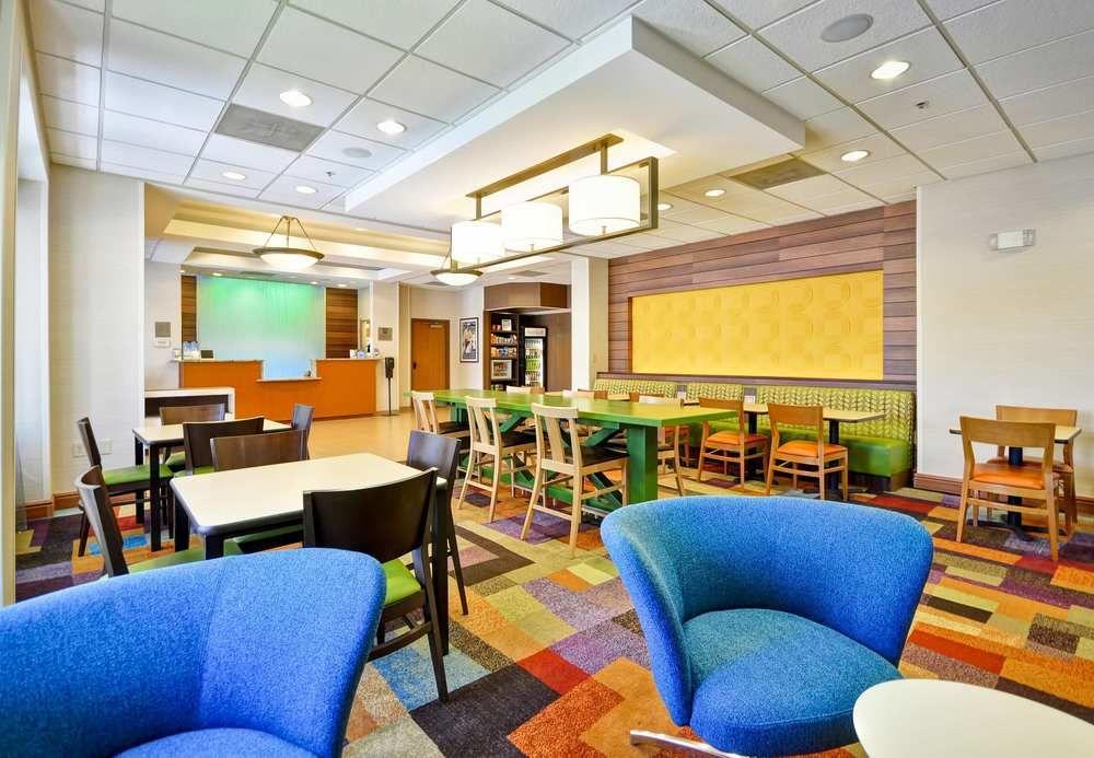 סמירנה Fairfield Inn & Suites By Marriott Atlanta Vinings/Galleria מראה חיצוני תמונה