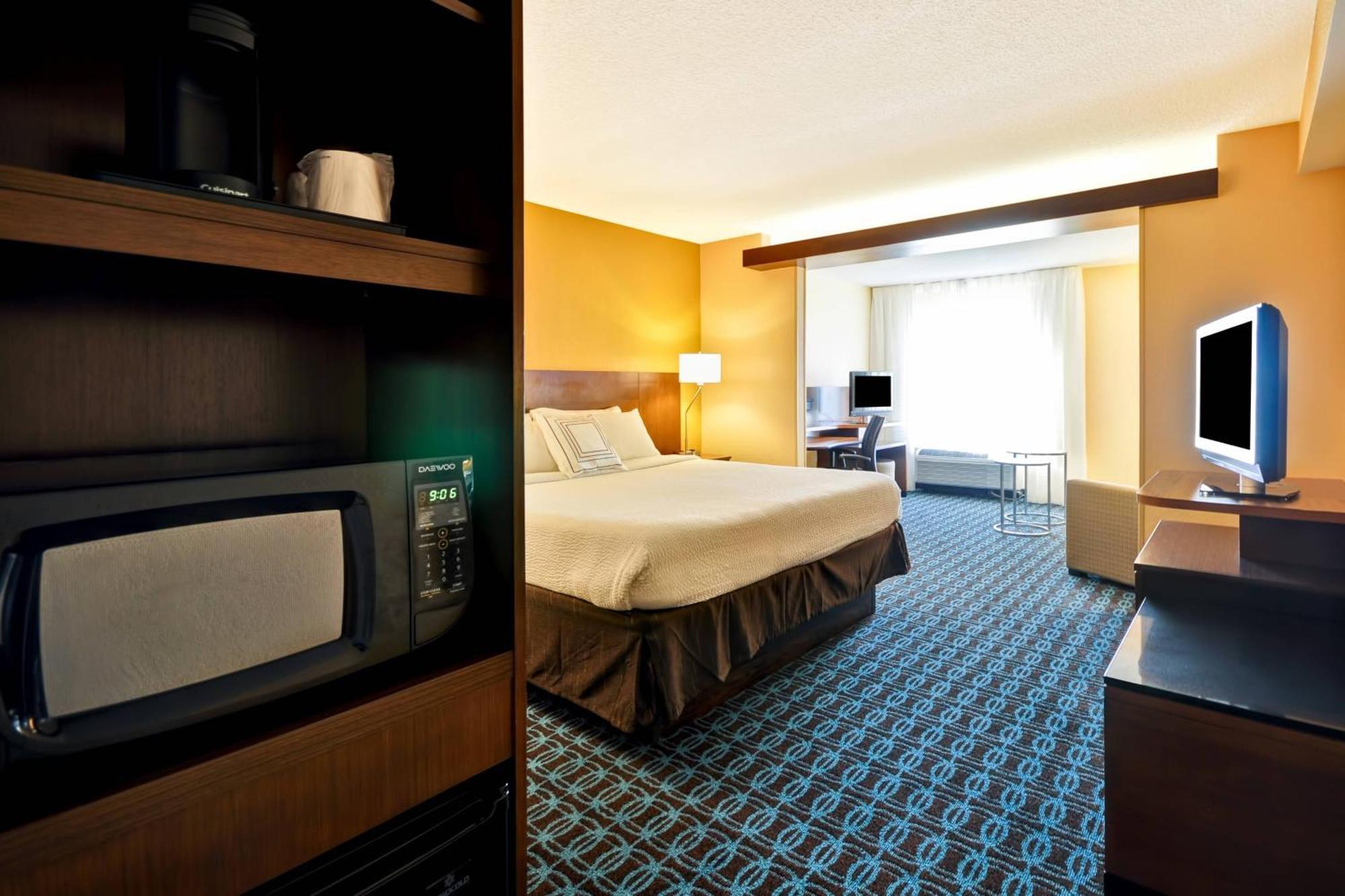 סמירנה Fairfield Inn & Suites By Marriott Atlanta Vinings/Galleria מראה חיצוני תמונה