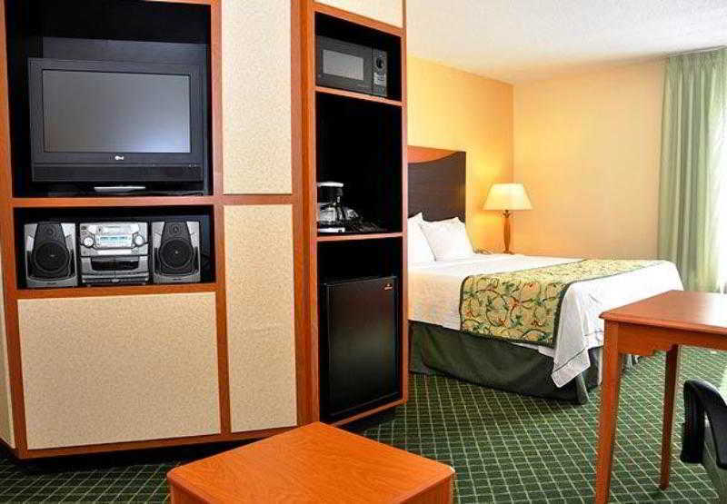 סמירנה Fairfield Inn & Suites By Marriott Atlanta Vinings/Galleria מראה חיצוני תמונה