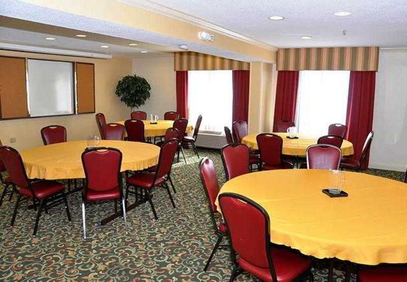 סמירנה Fairfield Inn & Suites By Marriott Atlanta Vinings/Galleria מראה חיצוני תמונה